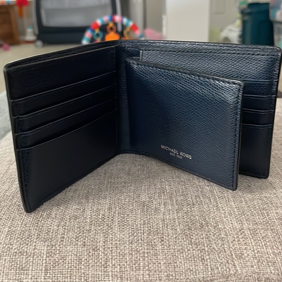 Michael Kors mens wallet Navy Blue - Picture 2 of 6
